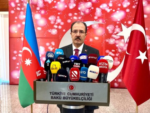 Zəlzələ Azərbaycan xalqını da sarsıtdı - Cahit Bağçı