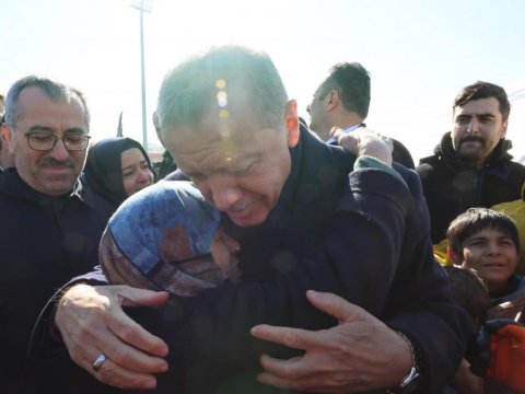 Ərdoğan dağıntılardan sağ çıxarılanların sayını açıqladı