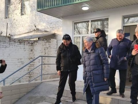 Atambayev həbsdən sonra - VİDEO 