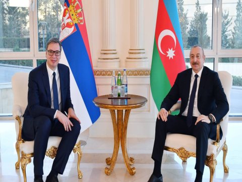 İlham Əliyev Vuçiçi təbrik etdi