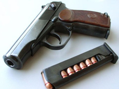Bakıda silahlı şəxs ələ keçdi