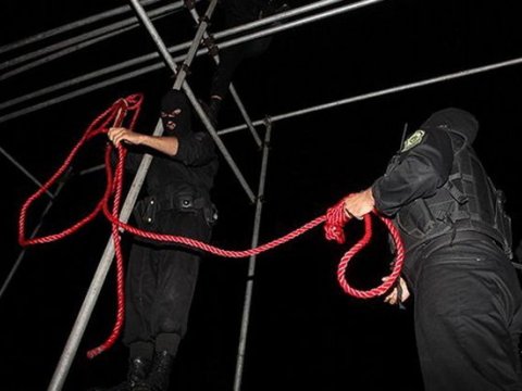 İranda daha 6 məhbus edam edildi - FOTO