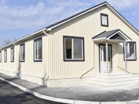 Azərbaycan Türkiyəyə 20 ədəd modul ev göndərildi