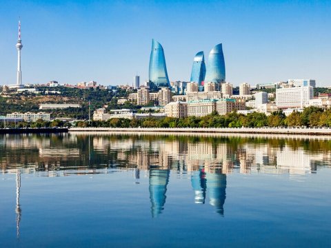 Sürətlə müasirləşən Azərbaycan investisiya mərkəzinə çevrilib - Britaniya qəzeti yazır