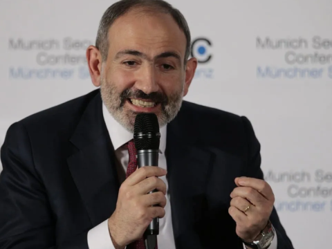 Paşinyan Münhendə birgə paneldən imtina edib