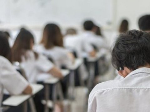 Türkiyə apreldən hibrid təhsilə keçə bilər