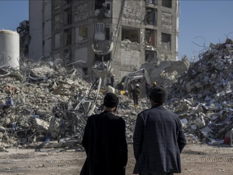 Zəlzələ sığortaçılara 2,4 milyard dollar ziyan vurub