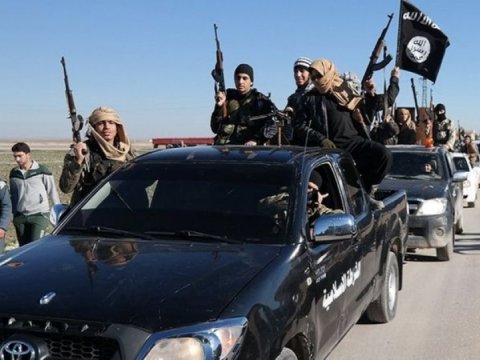 İŞİD Suriyada hücuma keçdi: 50-dən çox insan öldü