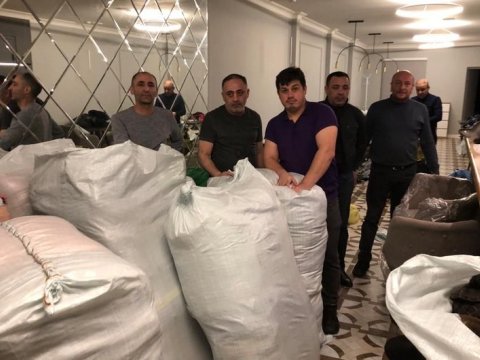 Moskvadakı diasporumuz Türkiyəyə yardım göndərdi