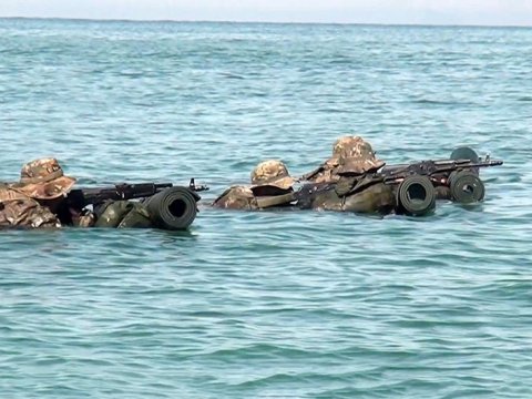 “Dəniz komando təməl kursu”na qəbul elan edildi - VİDEO