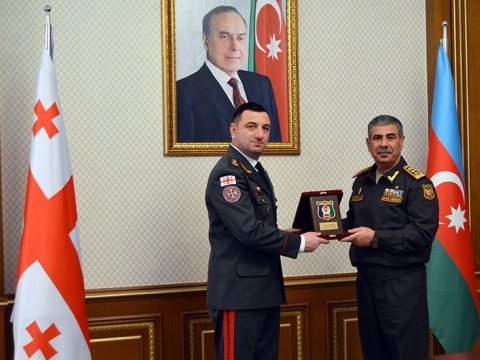 Zakir Həsənov gürcü komandanla danışıqlar apardı