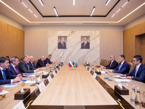 Nazir Dağıstan hökumətinin sədri ilə görüşüb
