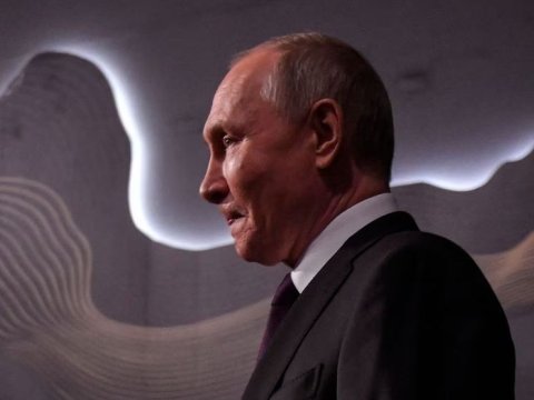 Putin müharibəyə qarşı çıxanları hədələdi: Milli xəyanət…