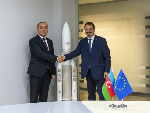“Azərkosmos” sədri Peter Mixalko ilə görüşüb