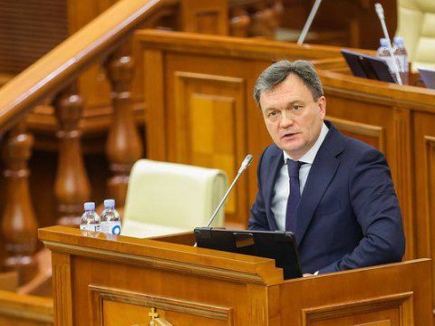 Baş nazir Rusiyanı sülhməramlıları çıxarmağa ÇAĞIRDI