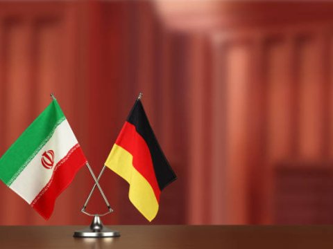 Almaniya iki iranlı diplomatı ölkədən QOVDU