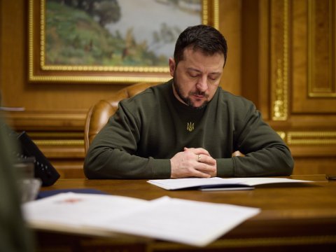Zelenski daha bir ölkəyə səfər edəcək