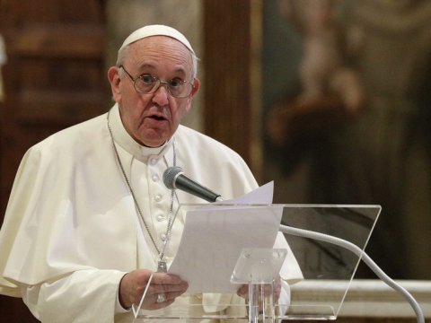 Papa Rusiya və Ukraynanı müharibəyə son qoymağa ÇAĞIRDI