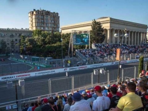 “Formula 1”in üç tribunasına biletlər tamamilə satılıb