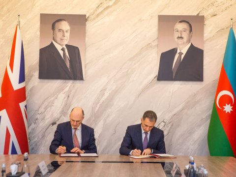 Azərbaycanla Britaniya arasında Saziş imzalandı - FOTO