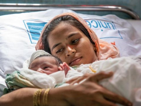 Dünyada hər iki dəqiqədə bir hamilə qadın ÖLÜR