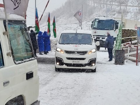 Daha bir qrup erməni Xankəndidən Laçın istiqamətinə keçdi