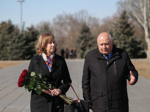 ABŞ səfiri qondarma \