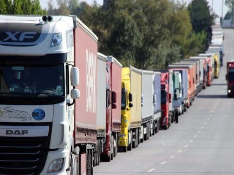 Beynəlxalq avtomobil daşımalarına dair icazə blankları ləğv edildi