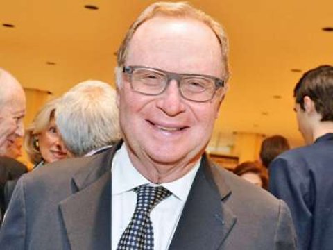 78 yaşlı milyarder İNTİHAR ETDİ