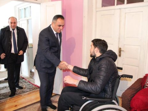 Goranboyda Vətən Müharibəsi qazisi ziyarət olunub