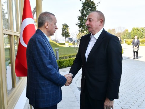 Prezidentlər sülh gündəliyini müzakirə ediblər