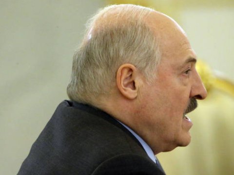 Lukaşenko Rusiya və Çinin Qərb sanksiyalarından yayınmasına kömək edir?