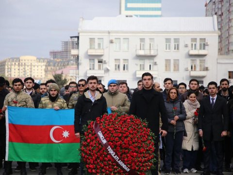 “İrəli” Xocalı soyqırımı ilə bağlı silsilə tədbirlər keçirdi - FOTOLAR
