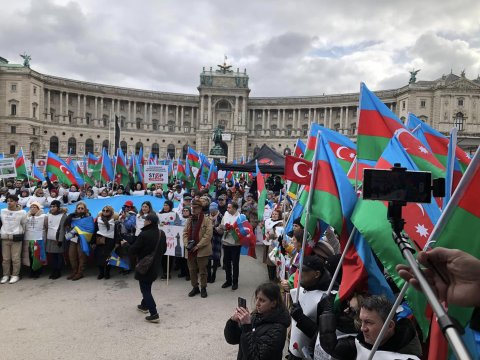 Vyanada tarixi Xocalı aksiyası - VİDEO+FOTOLAR (YENİLƏNİB)