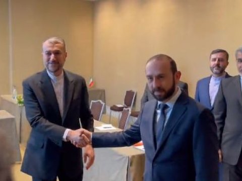 Mirzoyan Abdullahianla görüşdü - VİDEO