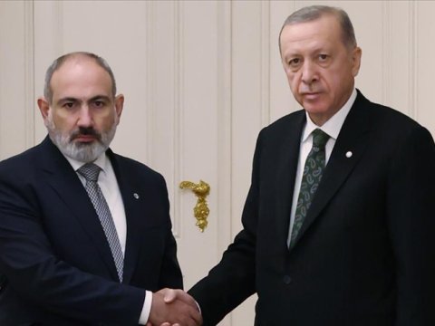 Paşinyan Ərdoğanı ad günü münasibətilə təbrik edib