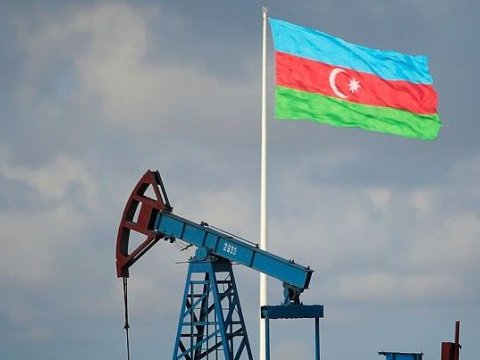Azərbaycan nefti cüzi ucuzlaşdı