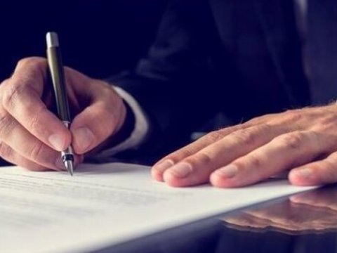 Fəxri adların verilməsi meyarları dəyişməlidir - Deputatlardan REAKSİYA