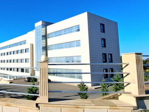 Qobustan xəstəxanasında yeyinti – Cinayət işi açıldı