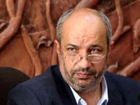 Təbrizdə hökumət rəsmisi jurnalisti döydü 