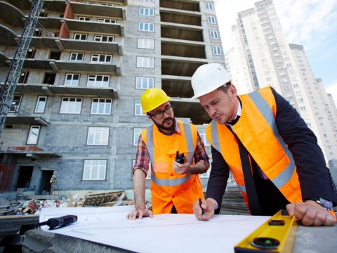 Bakıda 9 mərtəbədən hündür binaların tikintisi DAYANDIRILIR