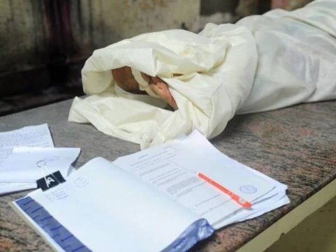 Siyəzəndə evdə çürümüş meyit TAPILDI