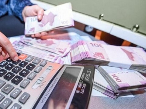3 dəfə əlavə maaş kimlərə veriləcək - SİYAHI