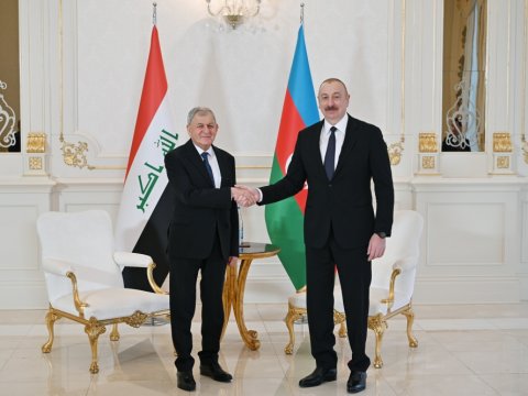 İlham Əliyev iraqlı həmkarı ilə görüşüb - YENİLƏNİB