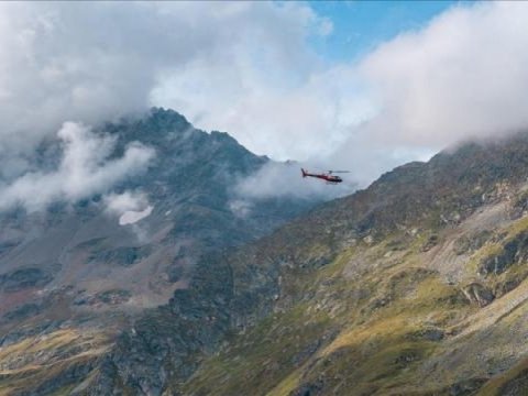 5 nəfəri daşıyan tibbi helikopter yoxa çıxdı