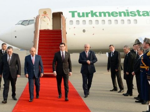 Türkmənistan Prezidenti Azərbaycana gəlib - FOTO