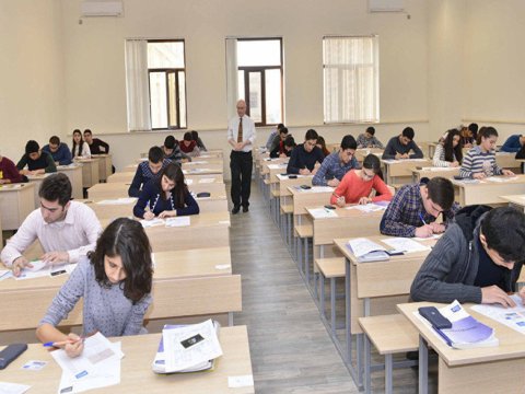 Ali məktəblərdə dövlət sifarişli yerlərin sayı artırıla bilər