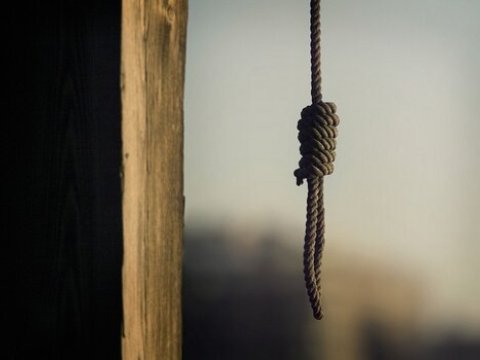 Nazirliyin həbsdə olan sabiq əməkdaşı intihara cəhd etdi