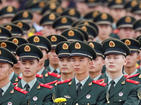 Çin hərbi xərclərini ARTIRIR