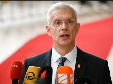 Ukraynaya qırıcı verilməsi zaman məsələsidir - Baş nazir